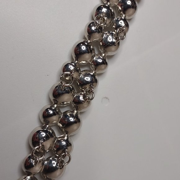Silver Tone Heavy Metal Circle Bracelet - Picture 11 of 13
